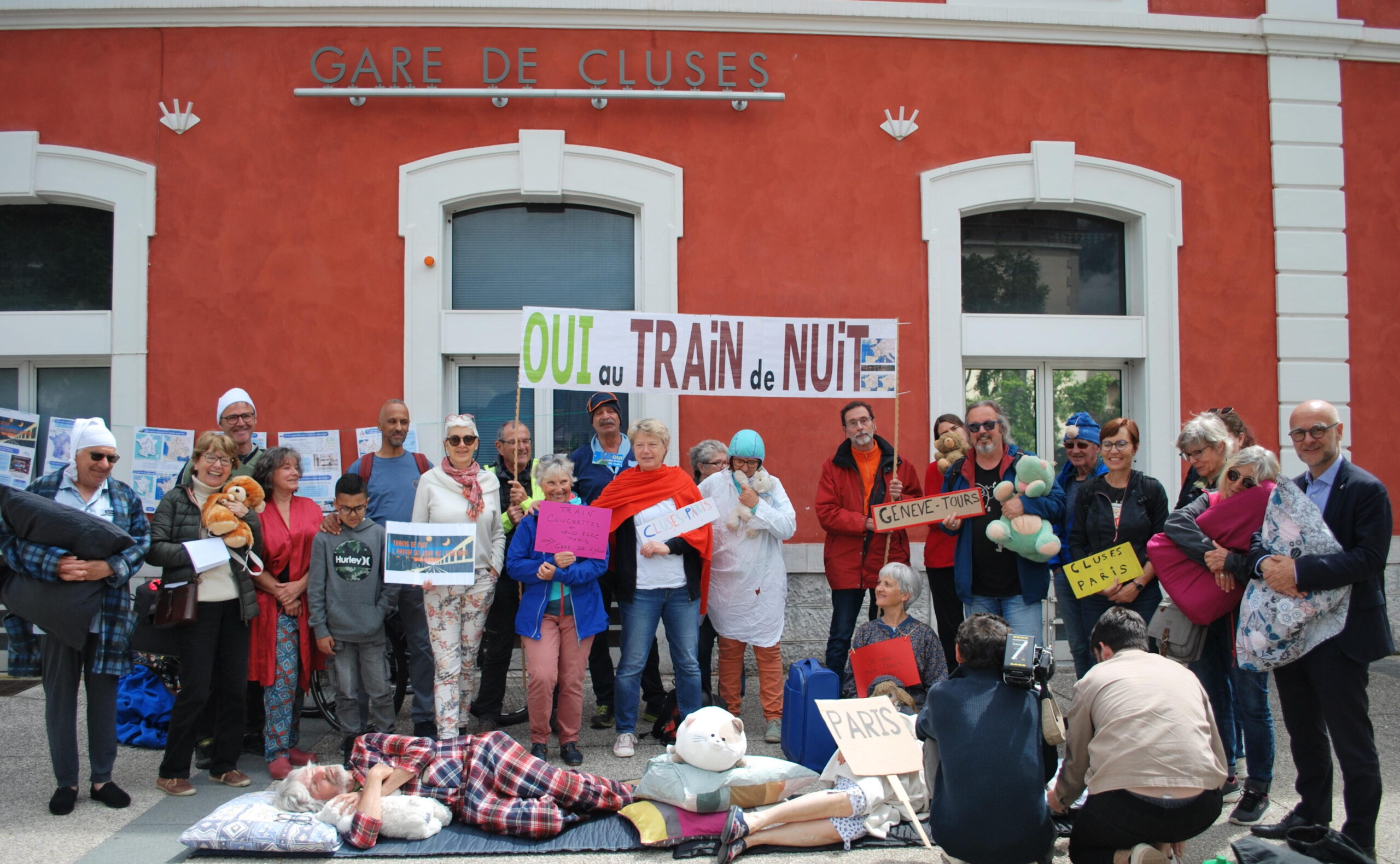 action_pyjama_20240601